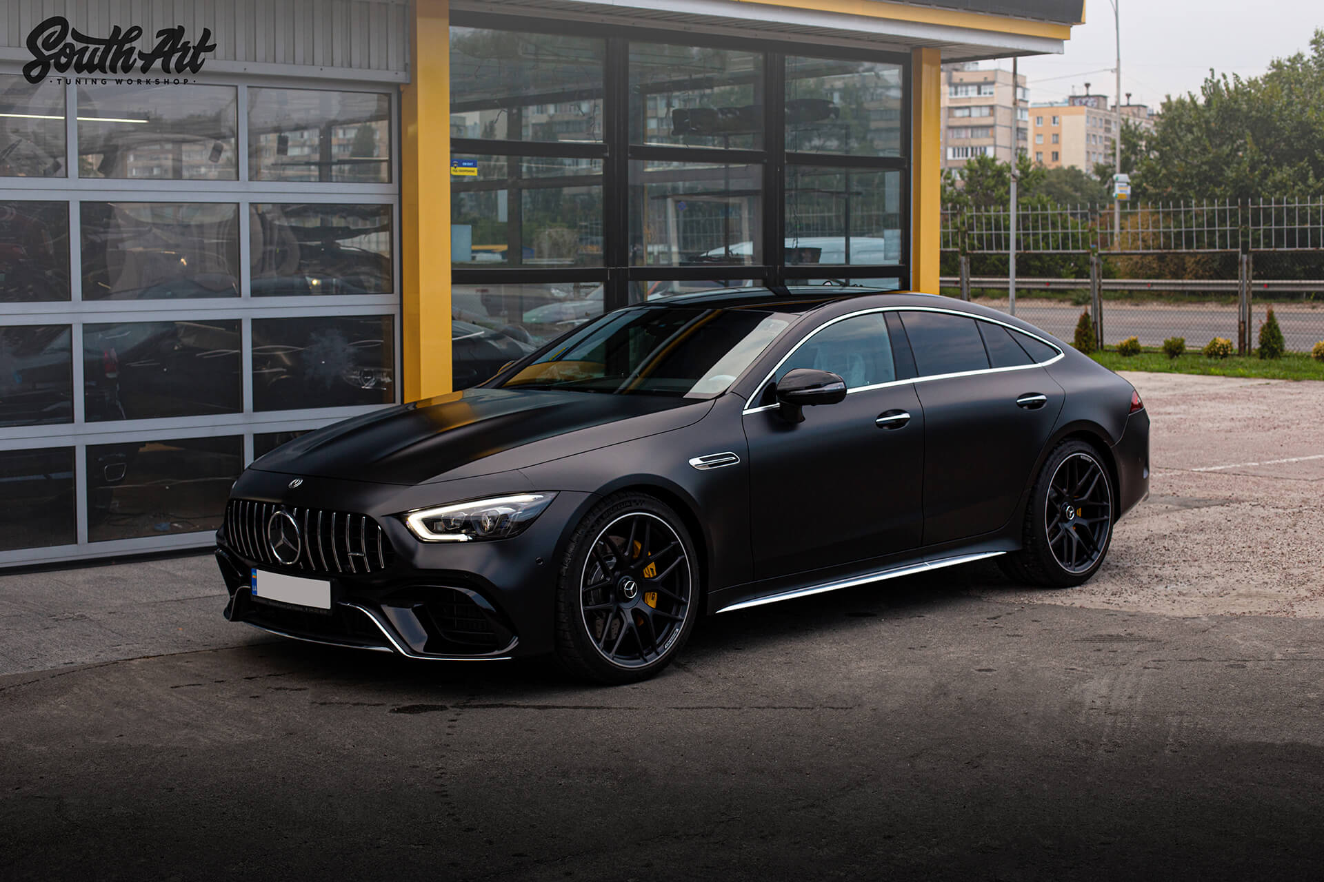 Mercedes AMG gt63 Roof